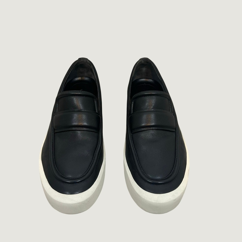 Vince Ghita Leather Black Loafers Sz 10 Platform Slip On Normcore Minimalist